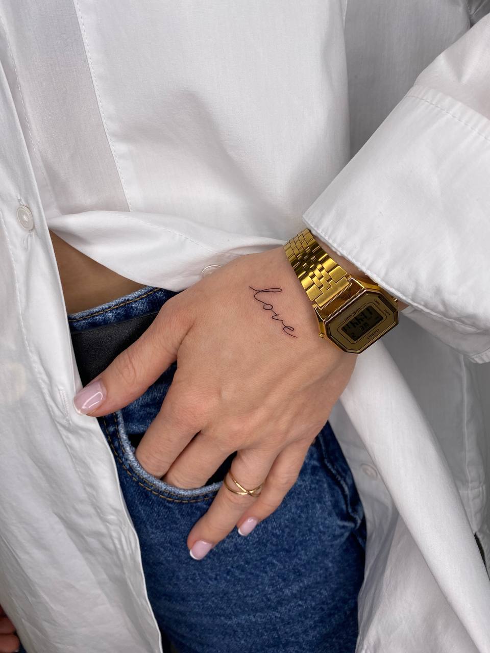 tatouage fineline Romapokes