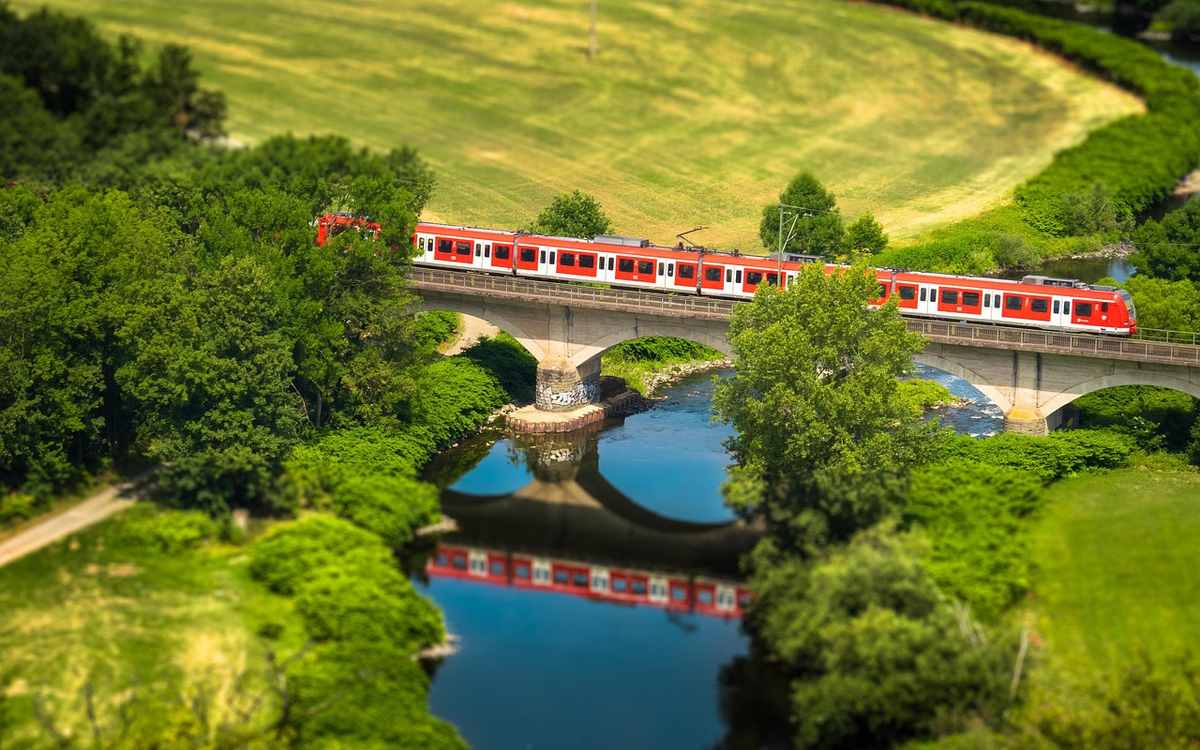 Pont miniature en plastique pour réseau ferroviaire HO