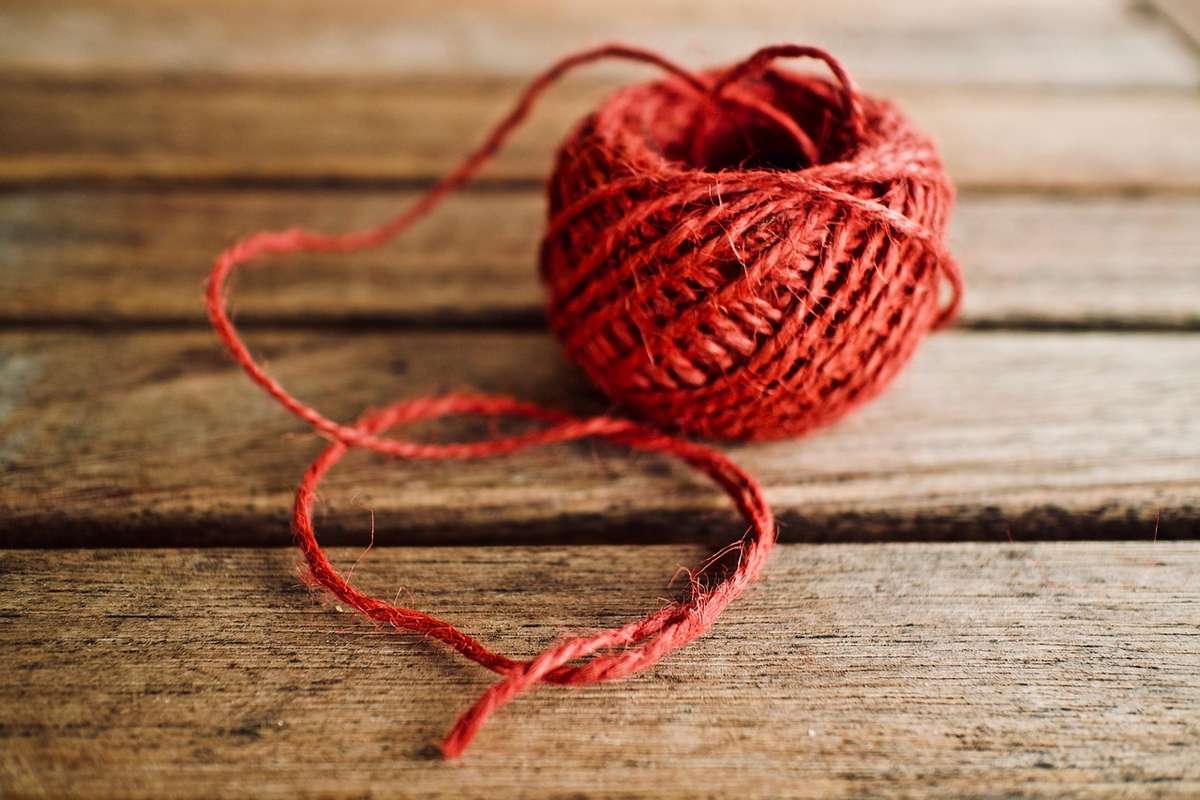 Panneau isolant en fibre de bois posé sur un mur