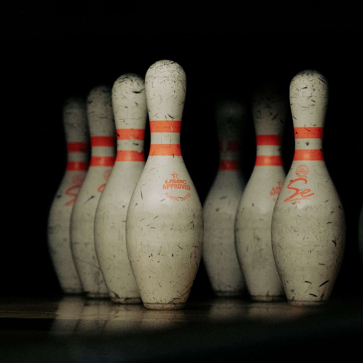 un écran de scores de bowling affichant une partie en cours